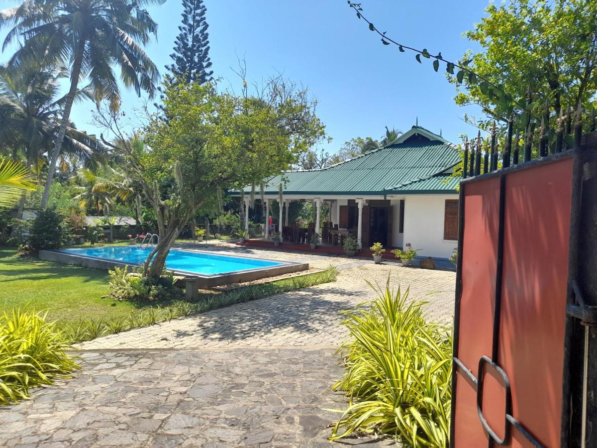 Tranquility Guest House Hikkaduwa Kültér fotó