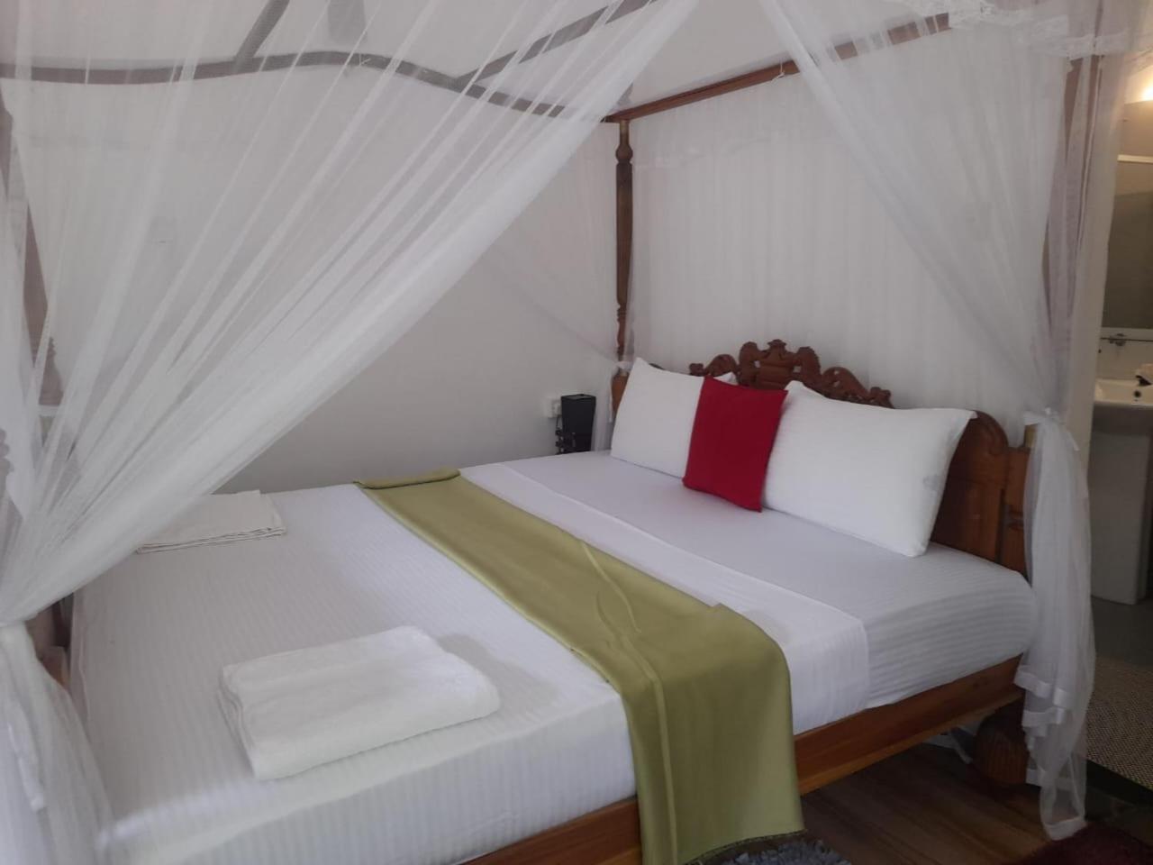 Tranquility Guest House Hikkaduwa Kültér fotó