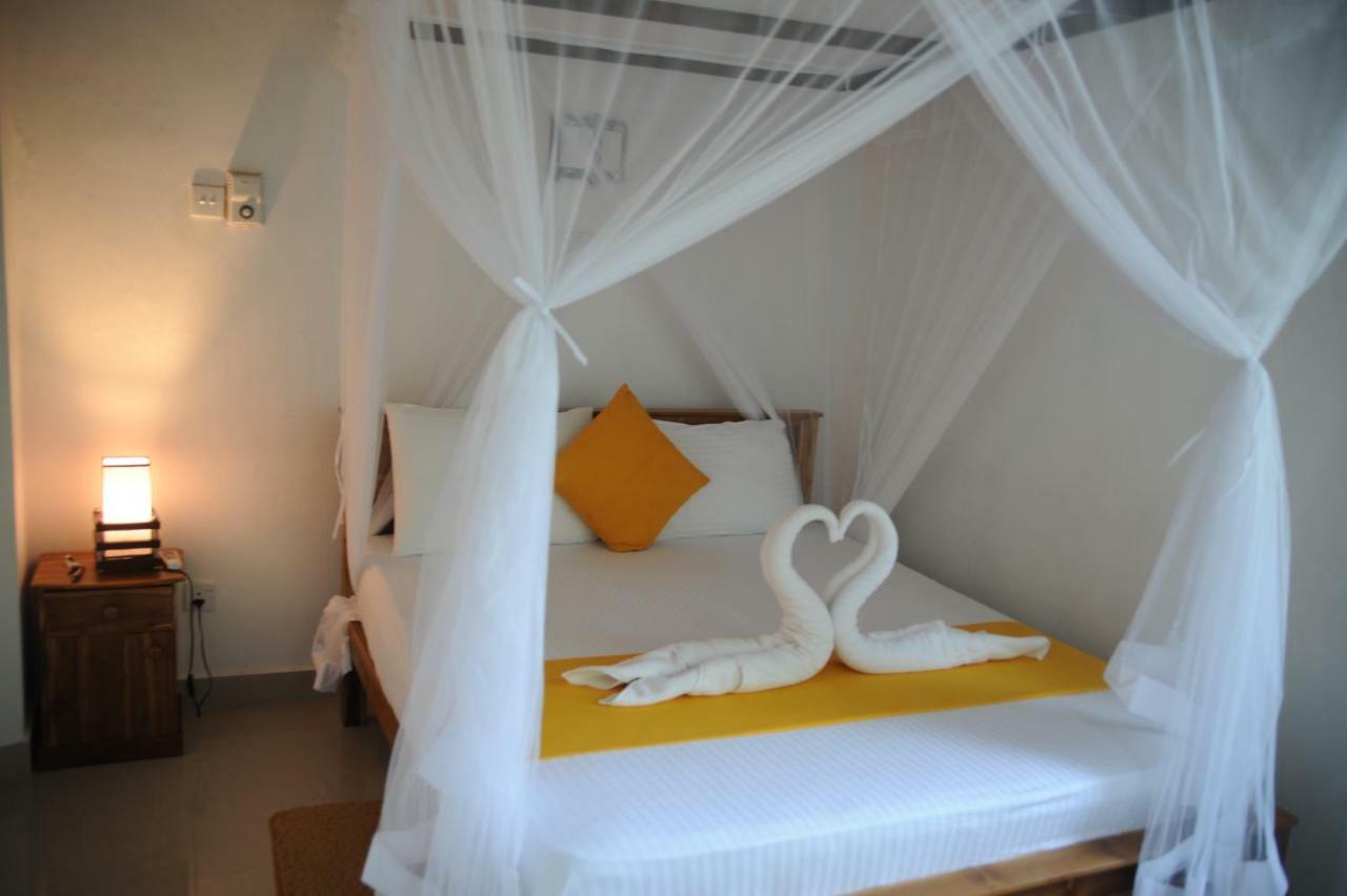 Tranquility Guest House Hikkaduwa Kültér fotó